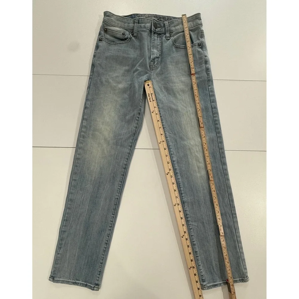 American Eagle Outfitters Mens Slim Straight Jeans Light Wash 28x32 M106